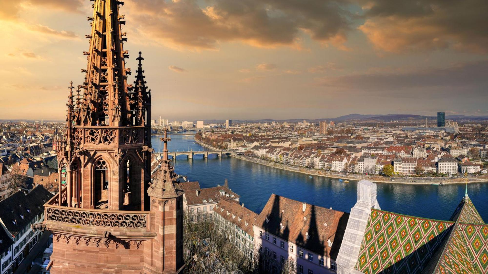 City Center Rooftop Balcony-Studio At Town Hall Basel Exteriör bild